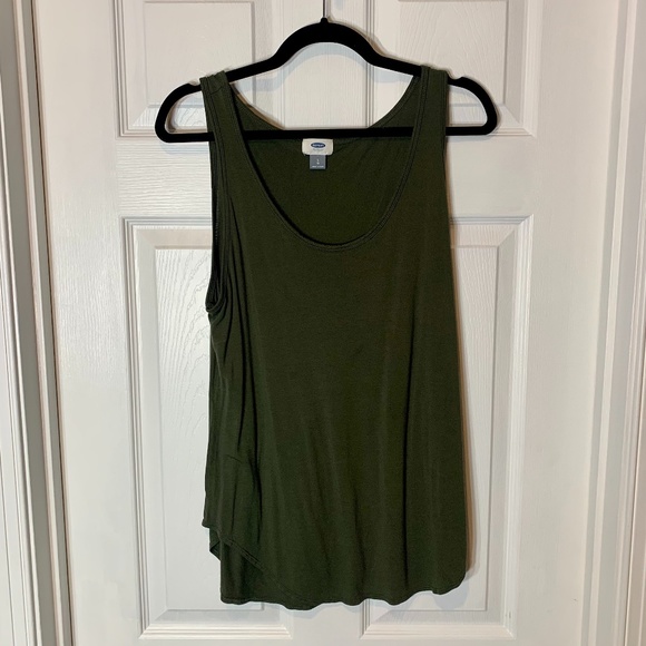 !NEW! Old Navy Top (women) - Picture 1 of 3